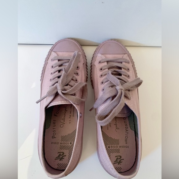 P.F. Flyers Pink Women's Sneakers - Picture 3 of 6